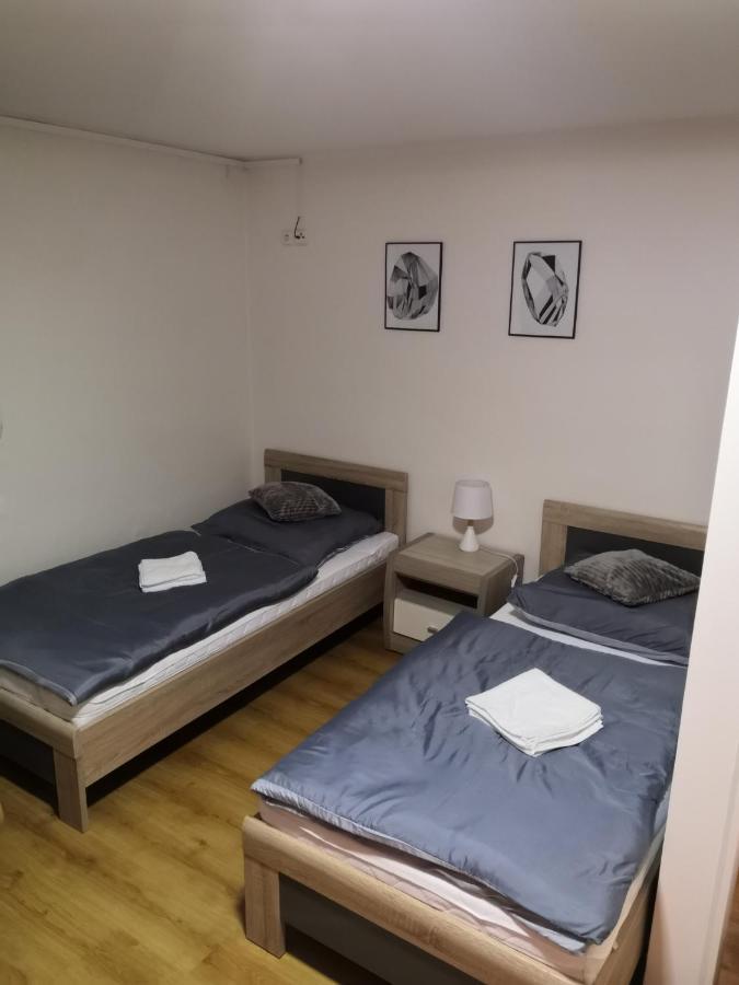 Penzion Ubytovani U Parku S Parkovistem Ceska Lipa Exterior photo