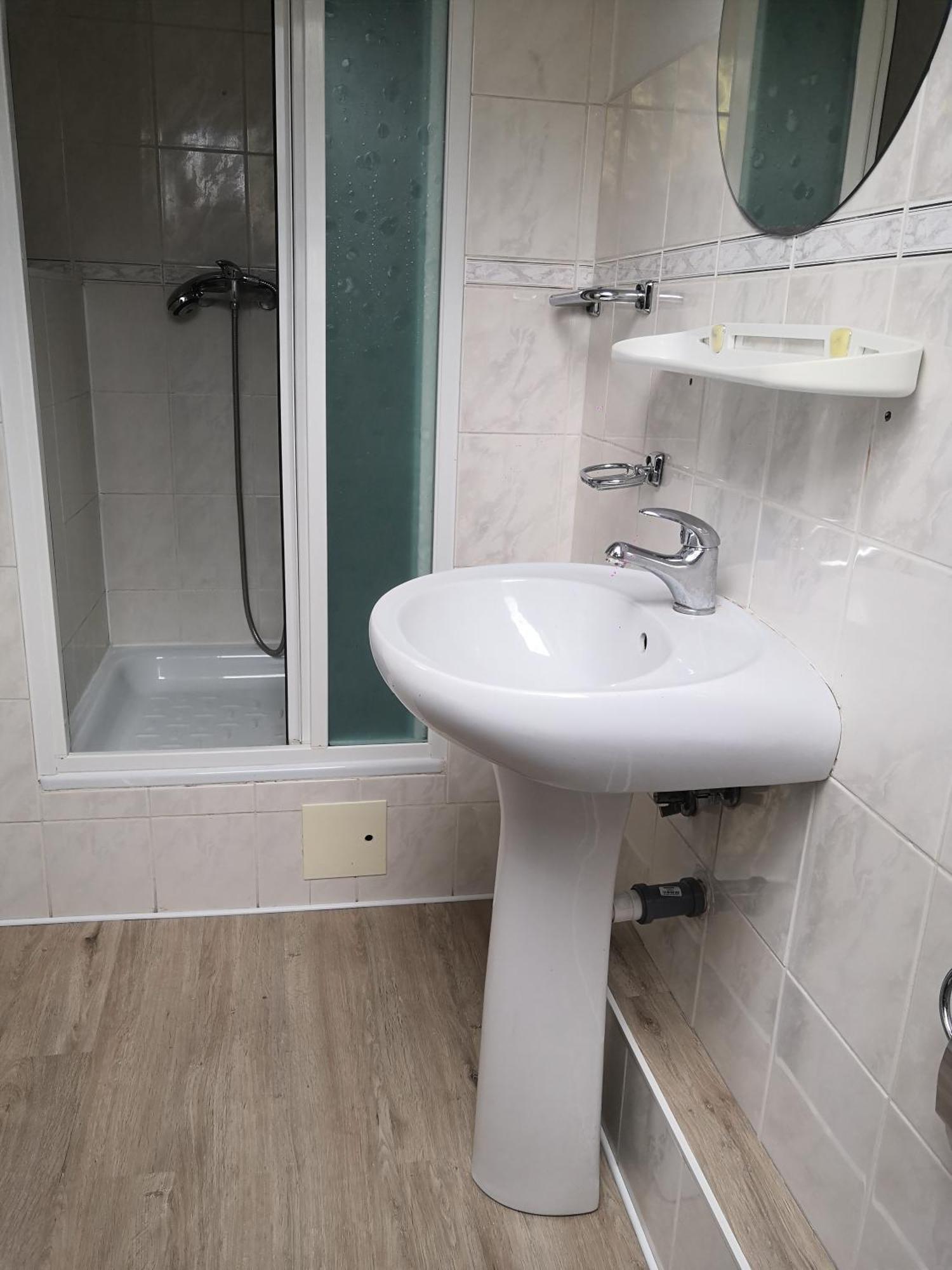 Penzion Ubytovani U Parku S Parkovistem Ceska Lipa Room photo